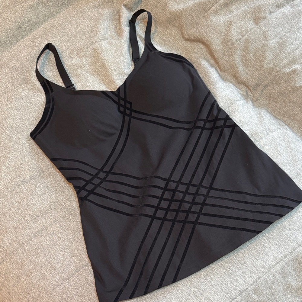 Honeylove Black Silhouette Cami Tank Top